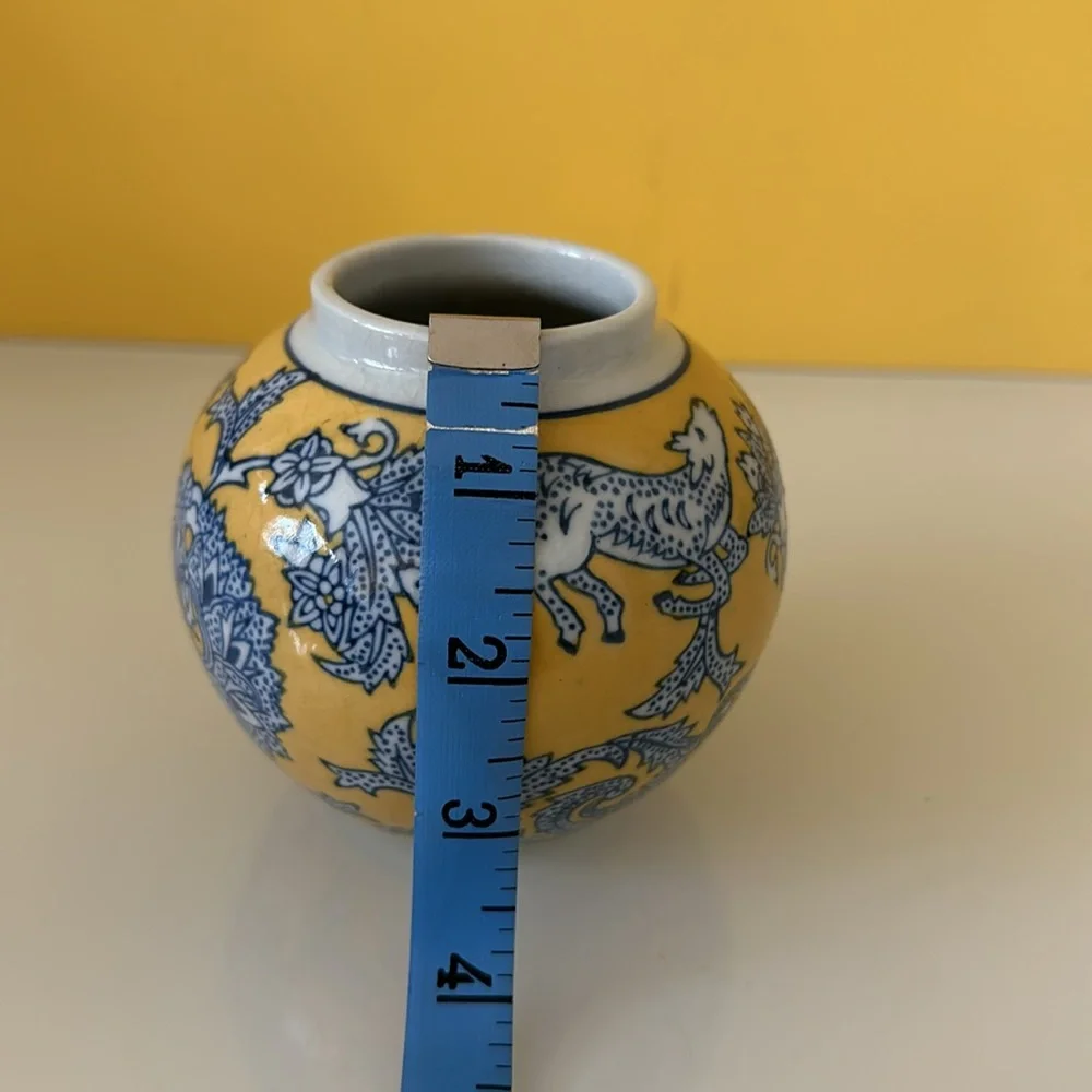 Vintage Chinese Small Porcelain Ceramic Flower Bamboo Vase Planter Urn Jar Pot
